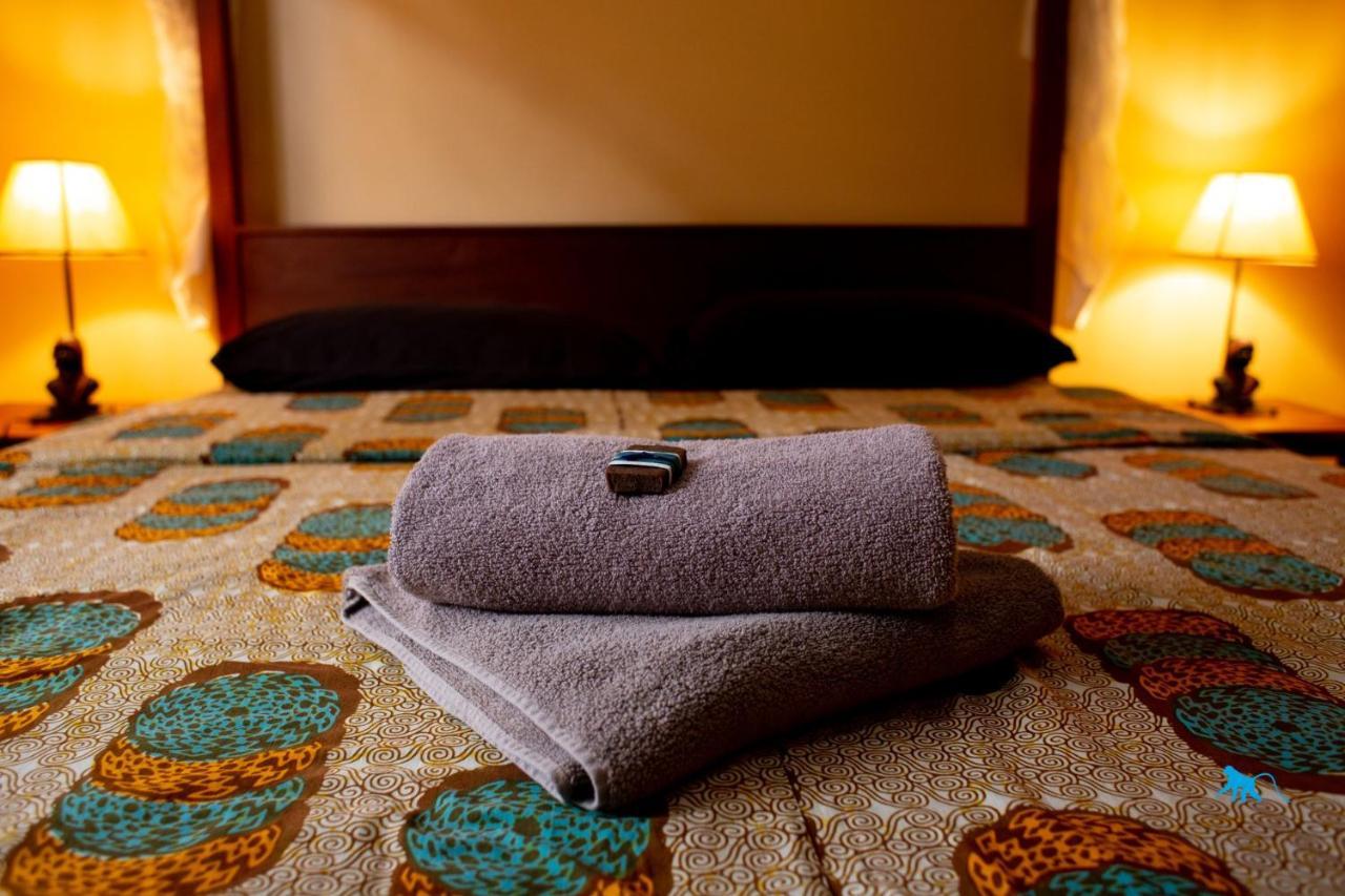 אנטבה Bluemonkey Guesthouse מראה חיצוני תמונה